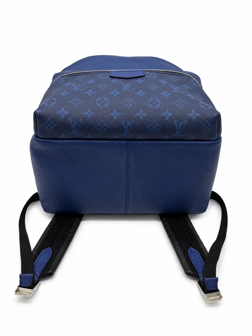 💙 Louis Vuitton Discovery Backpack Taigarama Cobalt Blue Taiga Leather France 🔥
